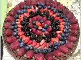 Ricetta Crostata cioccolato e rhum con crema frangipane e frutti di bosco
