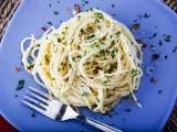 Ricetta Spaghetti aglio e olio cremosi