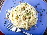 Ricetta Spaghetti aglio e olio cremosi