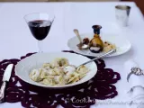 Ricetta Raviole del plin con crema di latte di parmigiano e gocce di balsamico