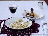 Ricetta Raviole del plin con crema di latte di parmigiano e gocce di balsamico