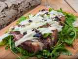 Ricetta Fiorentina con rucola, raspadura e glassa all’aceto balsamico