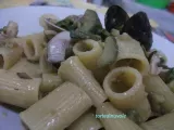 Ricetta Mezze maniche con zucchine, vongole e cozze