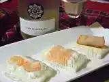 Ricetta Tartine di salmone, gamberetti e pesce spada con cuvée cà del sole