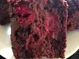 Ricetta Brownies alla birra e lamponi