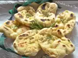 Ricetta Focaccine al pepe nero e rosmarino cotte in padella