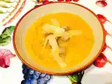 Ricetta Vellutata di daikon, carote, patate e zucca con crostini croccanti e scaglie di grana