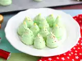Ricetta Alberelli di meringa, la ricetta sfiziosa per natale