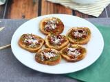 Ricetta Crostini con pesto e pomodori secchi