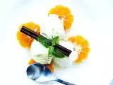 Ricetta Gelato alla vaniglia con mandarini in sciroppo di cannella