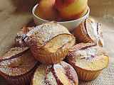 Ricetta Muffin yogurt greco e pesche (senza burro)