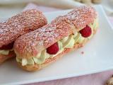 Ricetta Eclairs con crema al pistacchio e lamponi