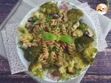 Ricetta Pasta di legumi con broccoli, funghi e basilico