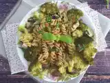 Ricetta Pasta di legumi con broccoli, funghi e basilico