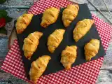 Ricetta Cornetti di sfoglia con prosciutto cotto e formaggio fresco