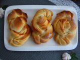 Ricetta Treccine di brioche all'albicocca