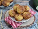 Muffin salati con zucchine e formaggio caprino