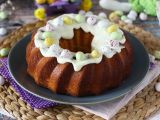 Bundt cake di pasqua al limone e cioccolato bianco