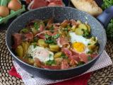 Ricetta Huevos rotos: la gustosa ricetta spagnola a base di patate ed uova