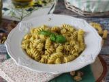 Ricetta Pasta al pesto di pistacchi, una ricetta gustosa e facile da preparare