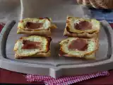 Ricetta Mini tarte tatin con formaggio e prosciutto crudo