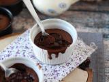 Ricetta Tortino al cioccolato in friggitrice ad aria: il dolce dal cuore cremoso pronto in 15 minuti!