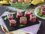 Ricetta Rotolini di crepes alla barbabietola con ricotta e rucola