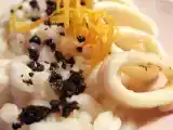 Ricetta Pompelmo rosa, calamari e polvere di taggiasche