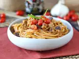 Ricetta Pasta con crema di melanzane e pomodorini: ricetta semplice e sfiziosa