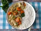 Ricetta Blanquette di pollo con cookeo: ricetta cremosa con funghi e carote