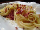 Ricetta Spaghetti alla carbonara con pancetta affumicata