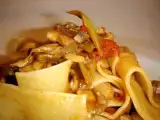 Ricetta Pappardelle al sugo di carciofi e funghi