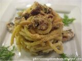 Ricetta Pasta con le sarde, uvetta e pinoli