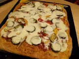 Ricetta Pizza filante peperoni e zucchine