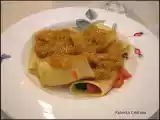 Ricetta Cannelloni ripieni con salsa ai peperoni