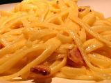 Ricetta Trenette alla carbonara di peperoni e carpaccio di tartufo nero