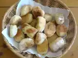 Ricetta Bocconcini di pane ai peperoni e al rosmarino