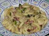 Ricetta Orecchiette con zucchine e pancetta