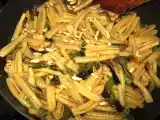 Ricetta Casarecce con melanzane, zucchine e pinoli