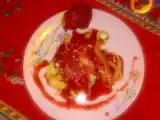 Ricetta Tagliatelle di crepes con salsa alle fragole!