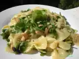 Ricetta Farfalle al salmone con rucola e verdello