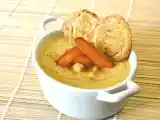 Ricetta Passatina di ceci con scaglie di bottarga e chips di pane