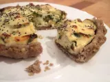 Ricetta Tartellette al formaggio di capra, zucchine e semi di papavero