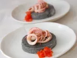 Ricetta Torta di polenta nera con calamaretti (e. knam)