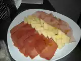 Ricetta Spada e tonno affumicati con ananas e miele al tartufo