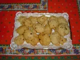 Ricetta I biscotti dell'avvento 4: biscotti morbidi con uvetta e noci dell'amazzonia