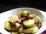 Ricetta Insalata calda con cavoletti di bruxelles, funghi e taccole gratinata al forno