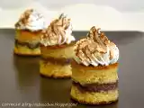 Ricetta Carezze di yogurt alla nocciola, mousse al cioccolato fondente