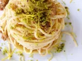 Ricetta Spaghetti con bottarga, pistacchi di bronte e zest di limone