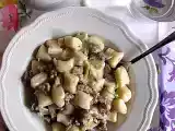Ricetta Gnocchi di ricotta con salsiccia e puntarelle